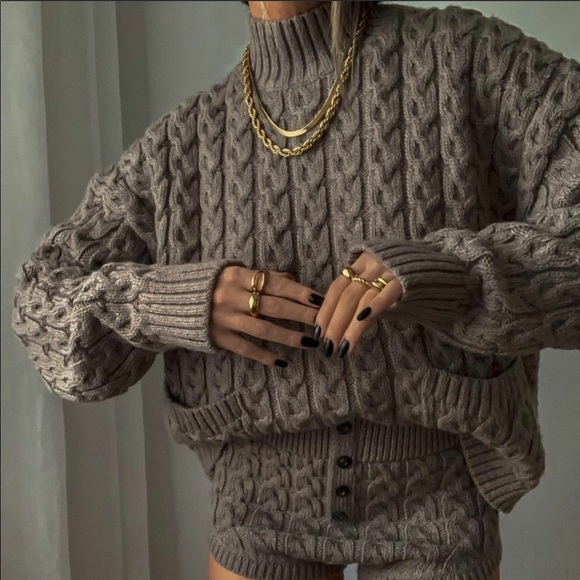 ZARA CABLE KNIT SWEATER AND SHORT SET - Picture 9 of 11